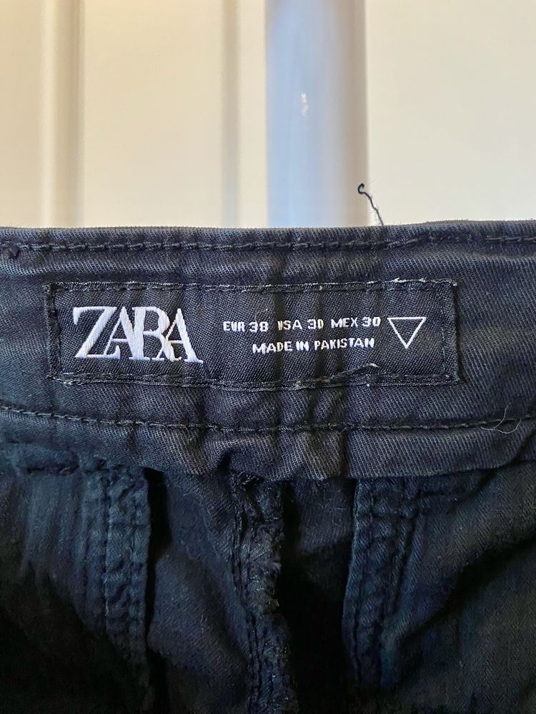 Calça casual zara