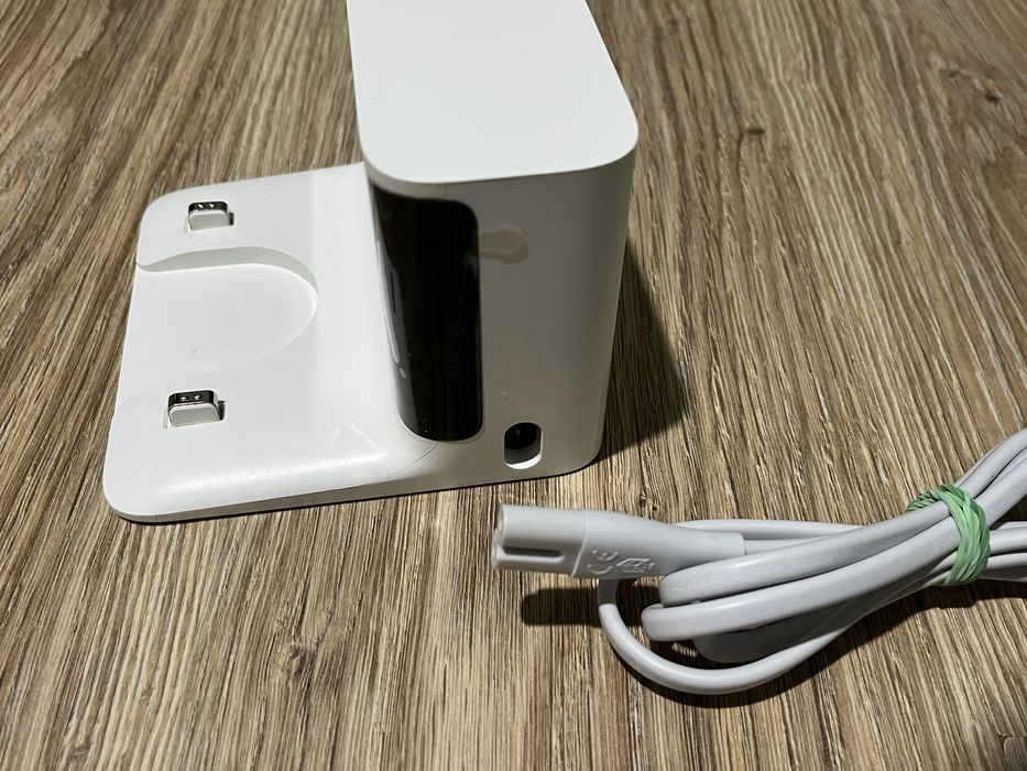 Робот-пылесос с функцией влажной уборкой Xiaomi Mi Vacuum Mop