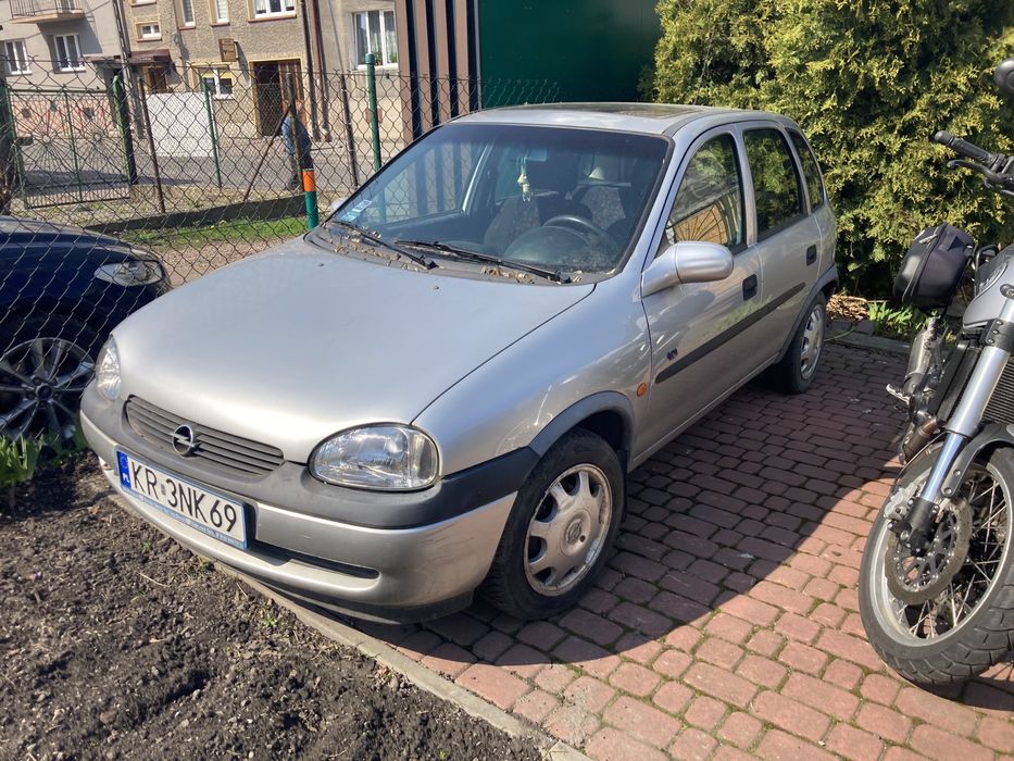 Opel Corsa 1999 1,4 benzyna
