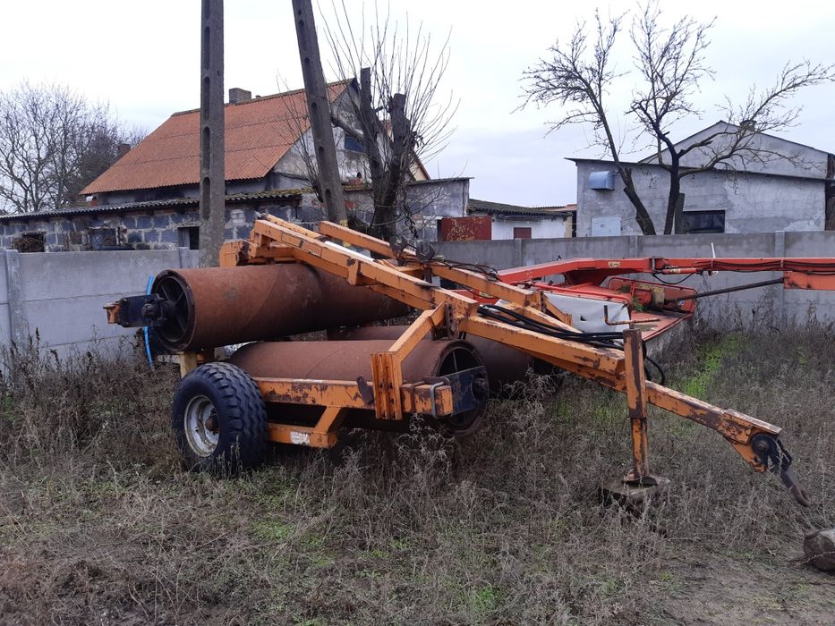 Wał łąkowy po siewny polny skladany ciągany wały agregat 6m gładki