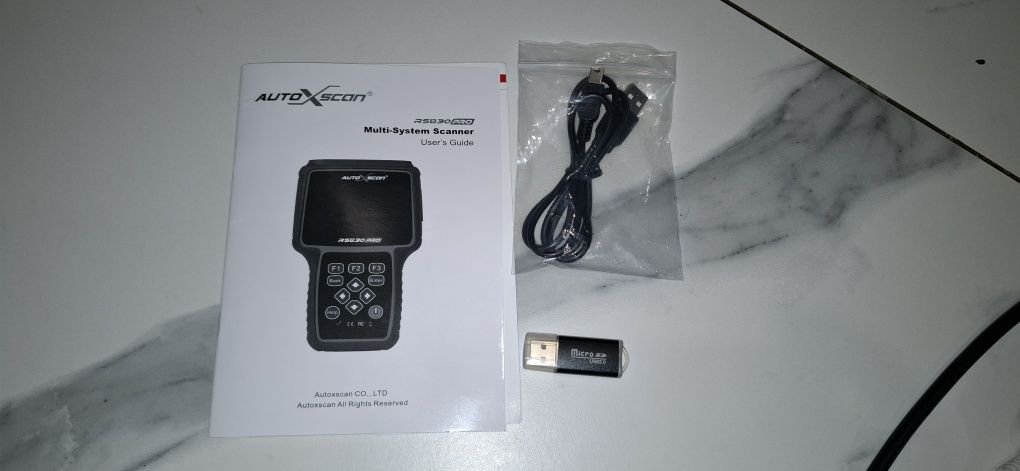 Sprzedam  Auto-x-scan RS 830 PRO