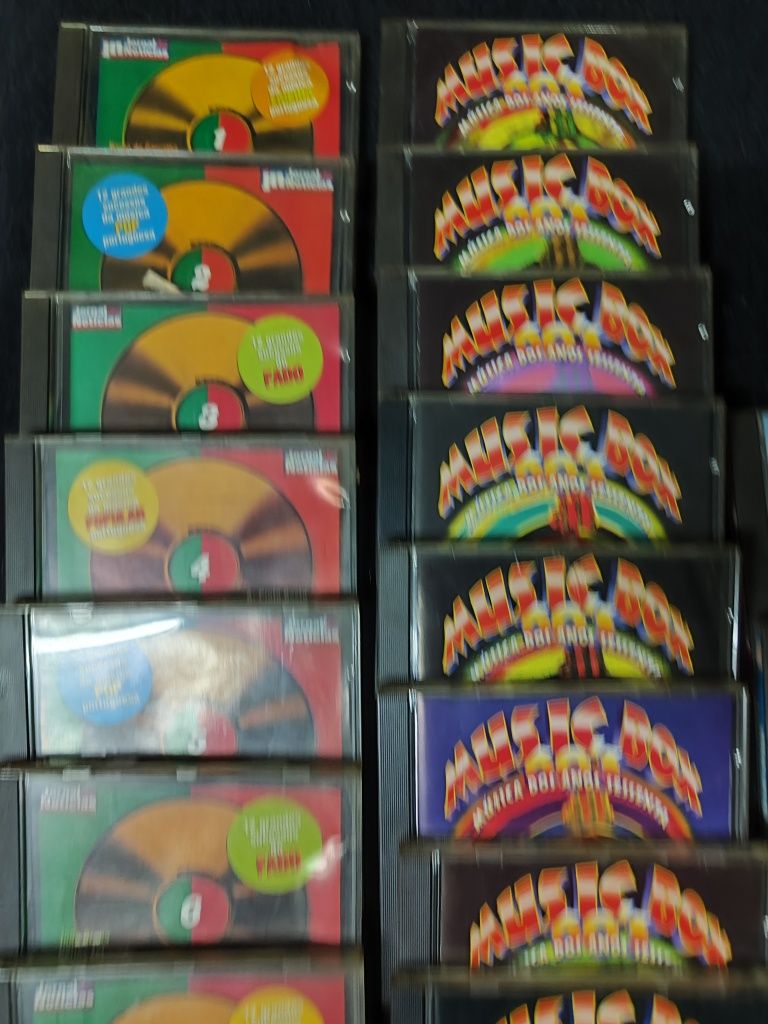 Vários CDs de Música