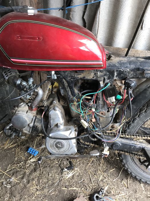 Продам Альфу 72кб незнаю пропала искра