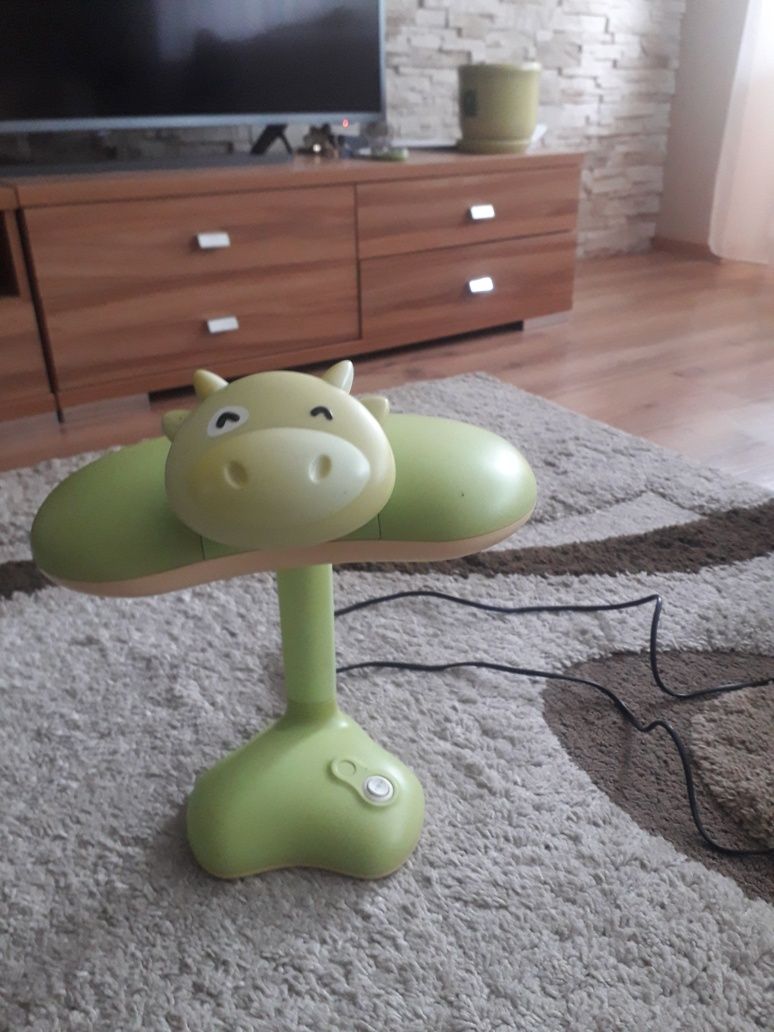 Lampa na biurko dla dzieci