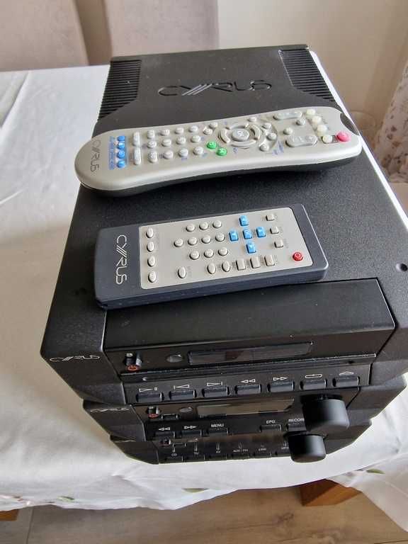 Sprzedam zestaw audio CYRUS – wzmacniacz, tuner, CD + piloty