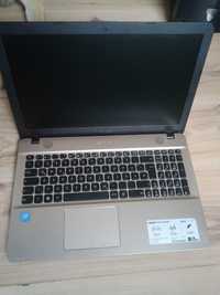 Laptop Asus  F541S. 15,6" 100%ok.