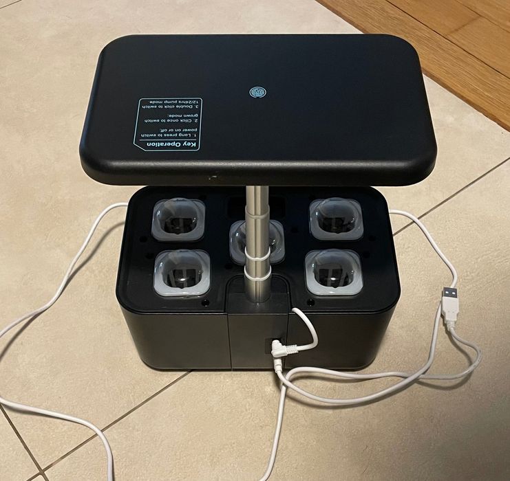 Doniczka hydroponiczna IDOO Bud 5 z lampą + zestaw zastępczy