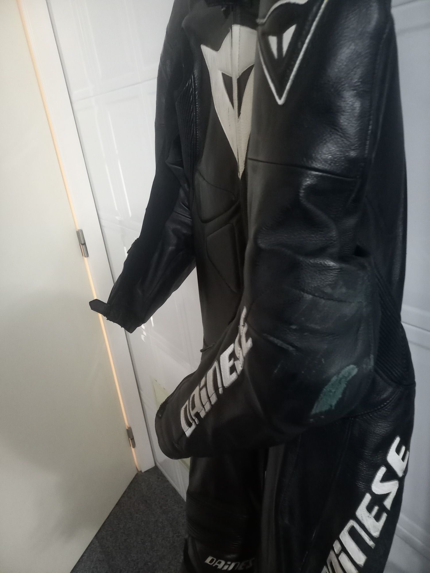 Fato de moto completo em pele Dainese