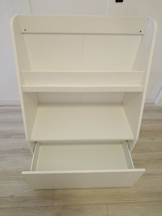 Regał na książki IKEA z szufladą BERGIG