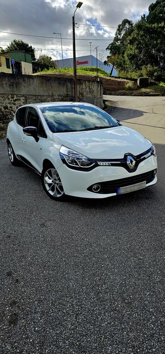 Renault Clio Versão Limited 0.9 TCe