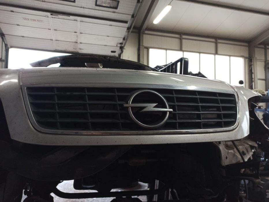 Opel Omega BFL B FL C grill gril atrapa Irmscher tuning sportowa sport