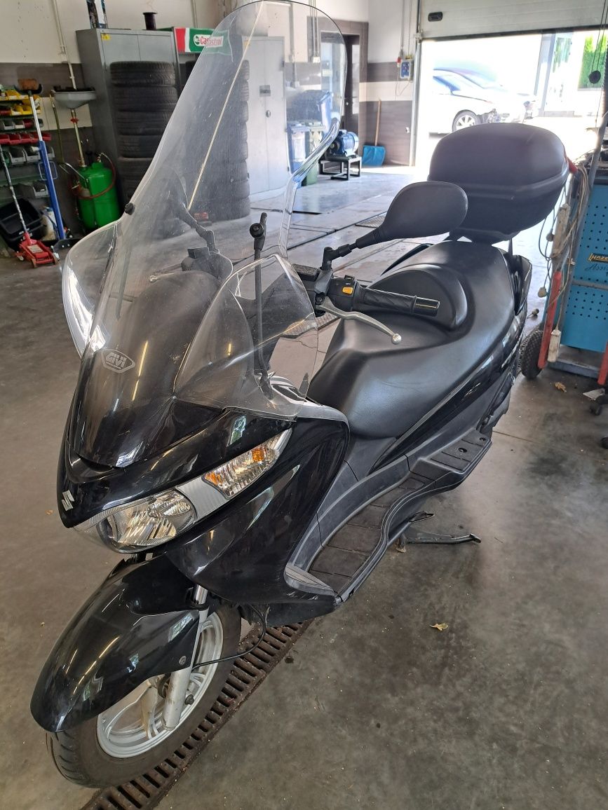 Suzuki Burgman 125