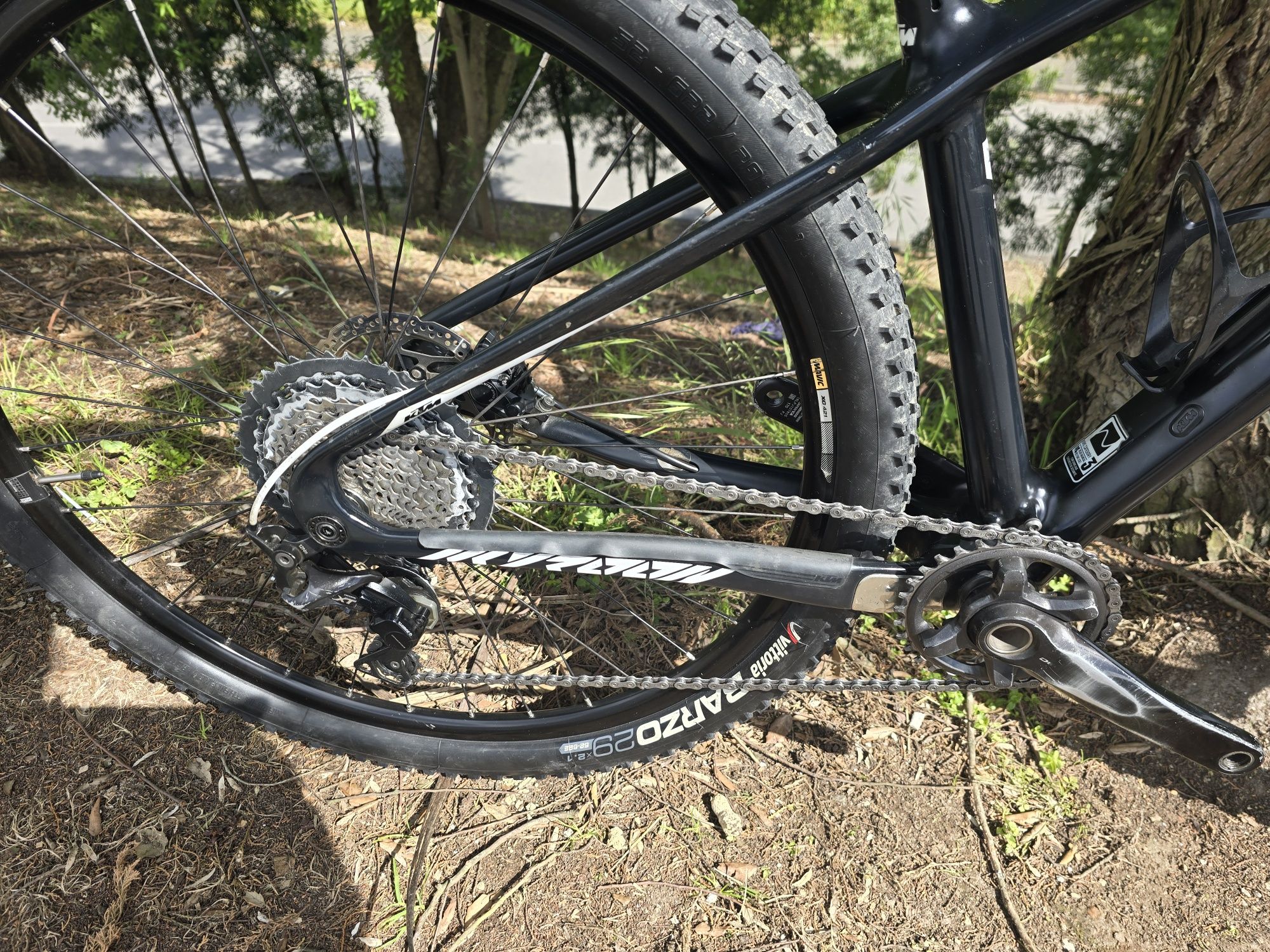 Ktm myroon 29 s bem equipada
