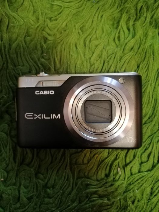 Продам фотоаппарат CASIO