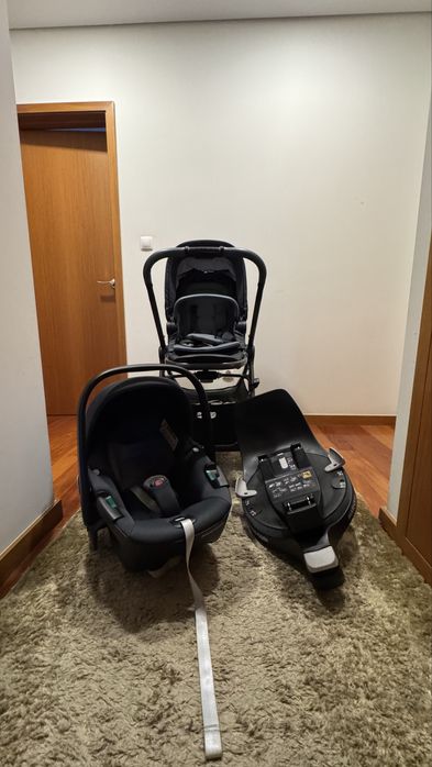 Carro de Bébé “bébé confort Adorra”