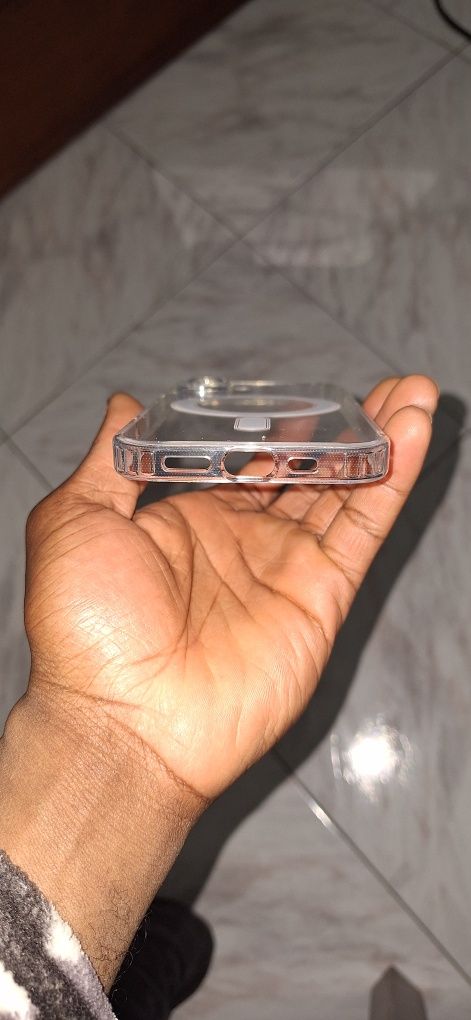 Capa para iPhone 16