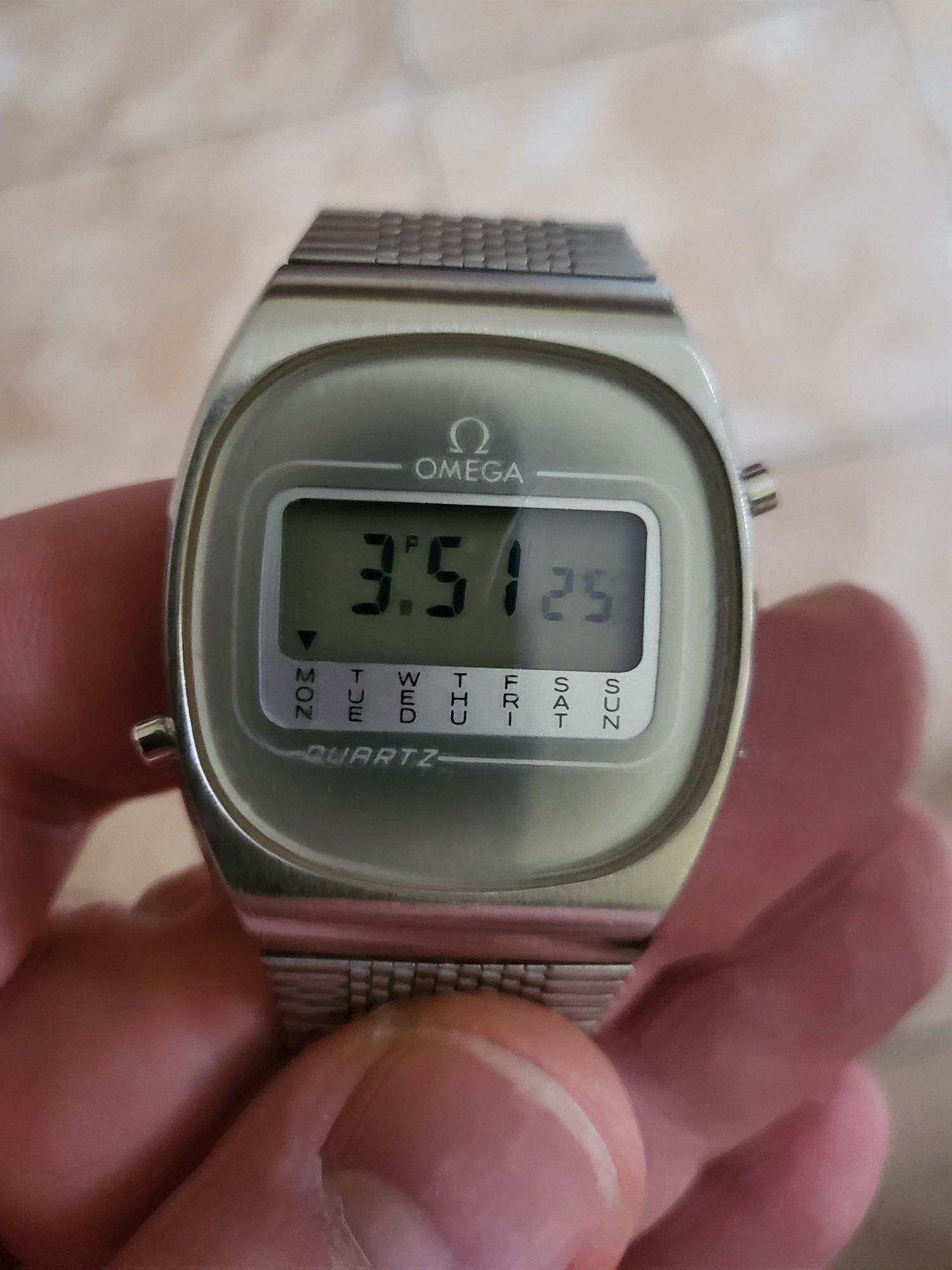 Zegarek Omega LCD vintage