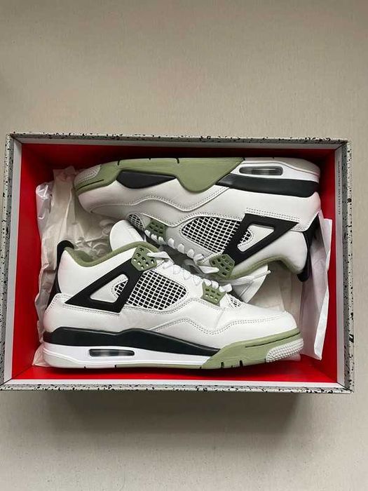 Jordan_4_Retro_Seafoam Biegania / R.43