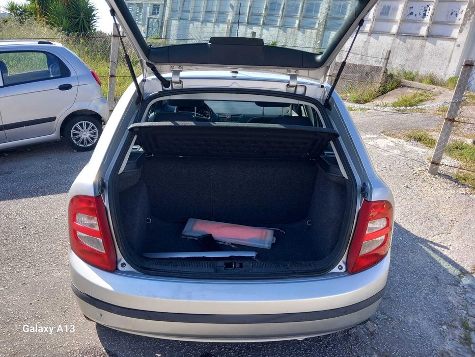 SKODA FABIA 1.2 Gasolina