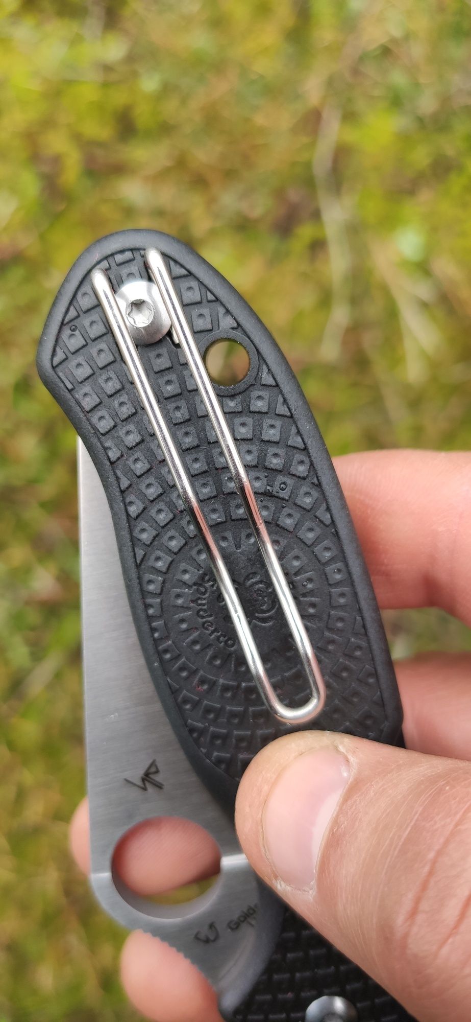 SPYDERCO PARA 3 C223 сталь D2,рифлёные накладки,подшипник,разные цвета