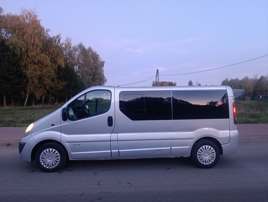 Renault Trafic 2.0 115km*Long * Passenger