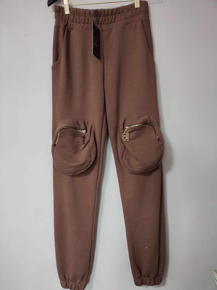 Spodnie dresowe damskie brązowe,ściągacz,kieszenie,suwaki,Lil Glam,Uni
