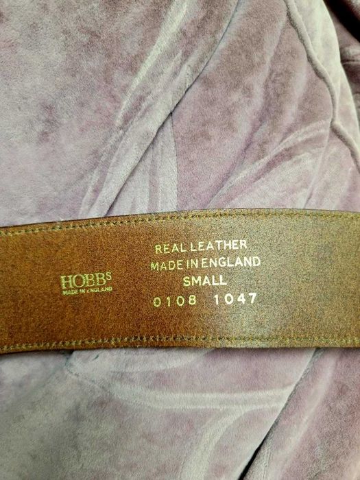 Стильный кожаный ремень пояс с обтянутой пряжкой