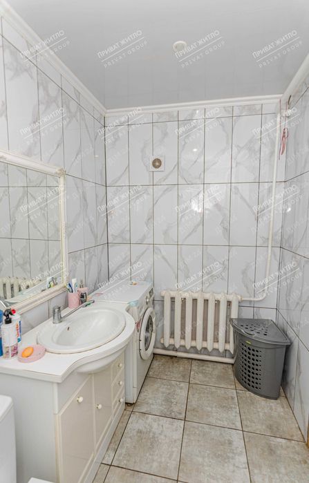 Продається гарний будинок в передмісті Полтави.