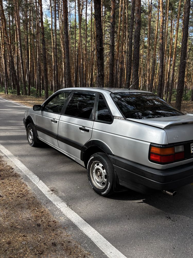 Продам авто Volkswagen Passat b3