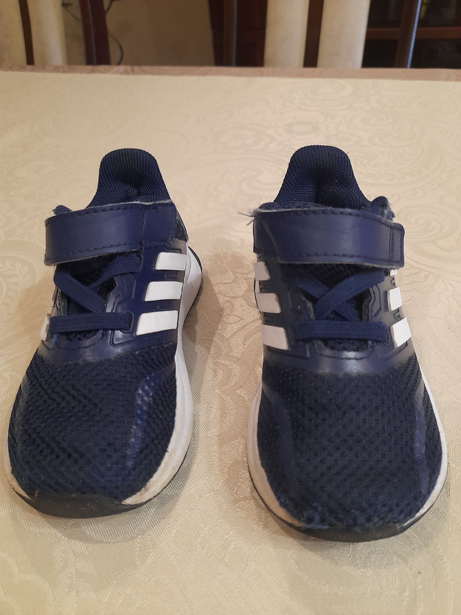 Adidasy chłopięce