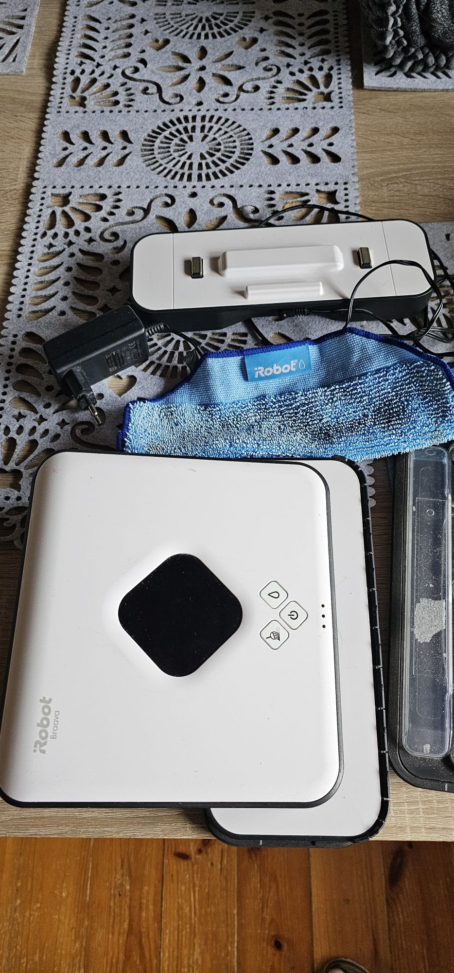 Irobot roomba 866 +irobot braava Turbo Charge Cradle