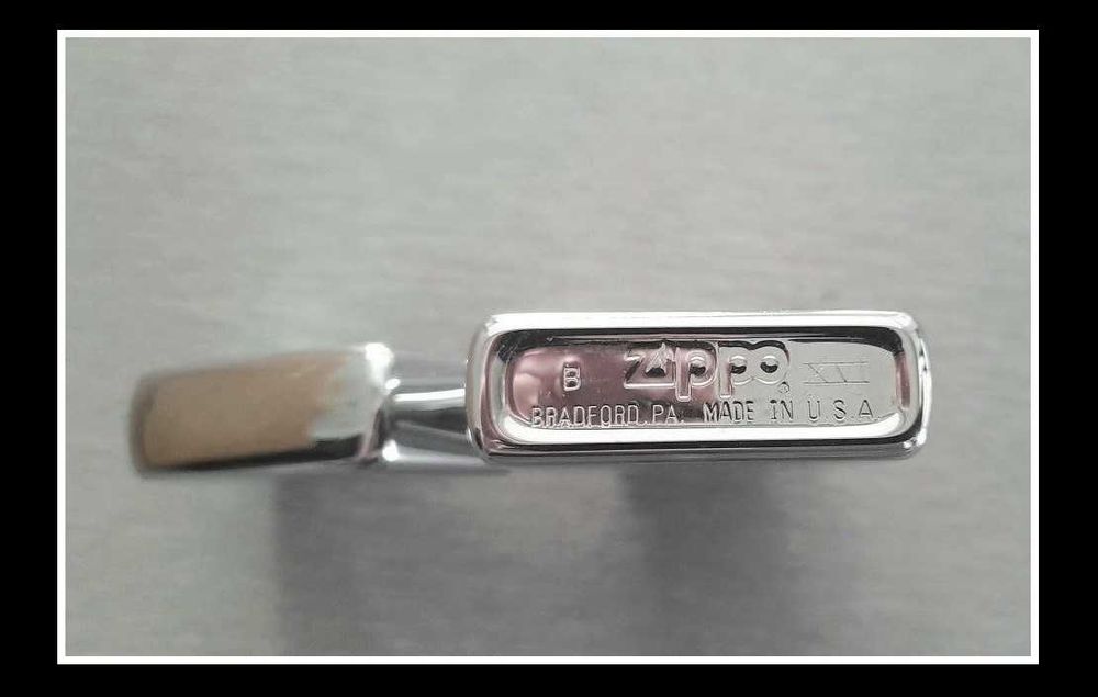 Isqueiro ZIPPO - 'Marlboro'