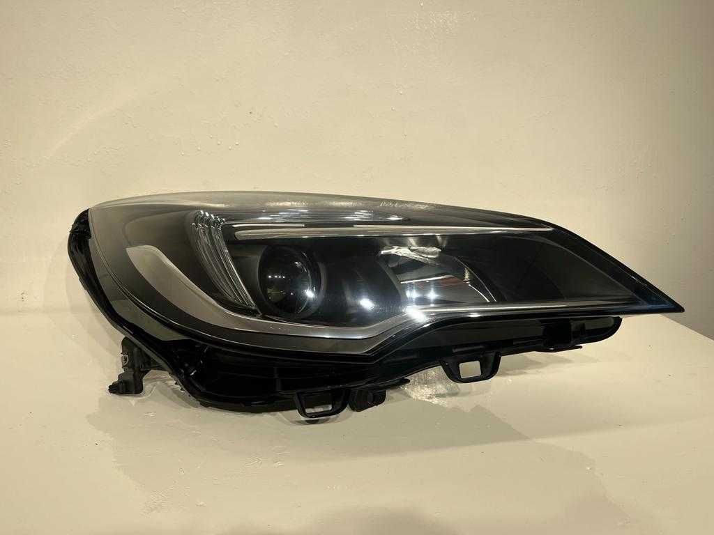 Lampa Prawa Przednia Opel Astra K