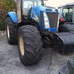NEW HOLLAND T8040