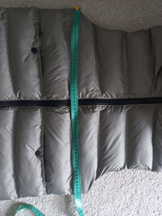 Zara dluzszy bezrękawnik puchowy khaki r.164 S/M