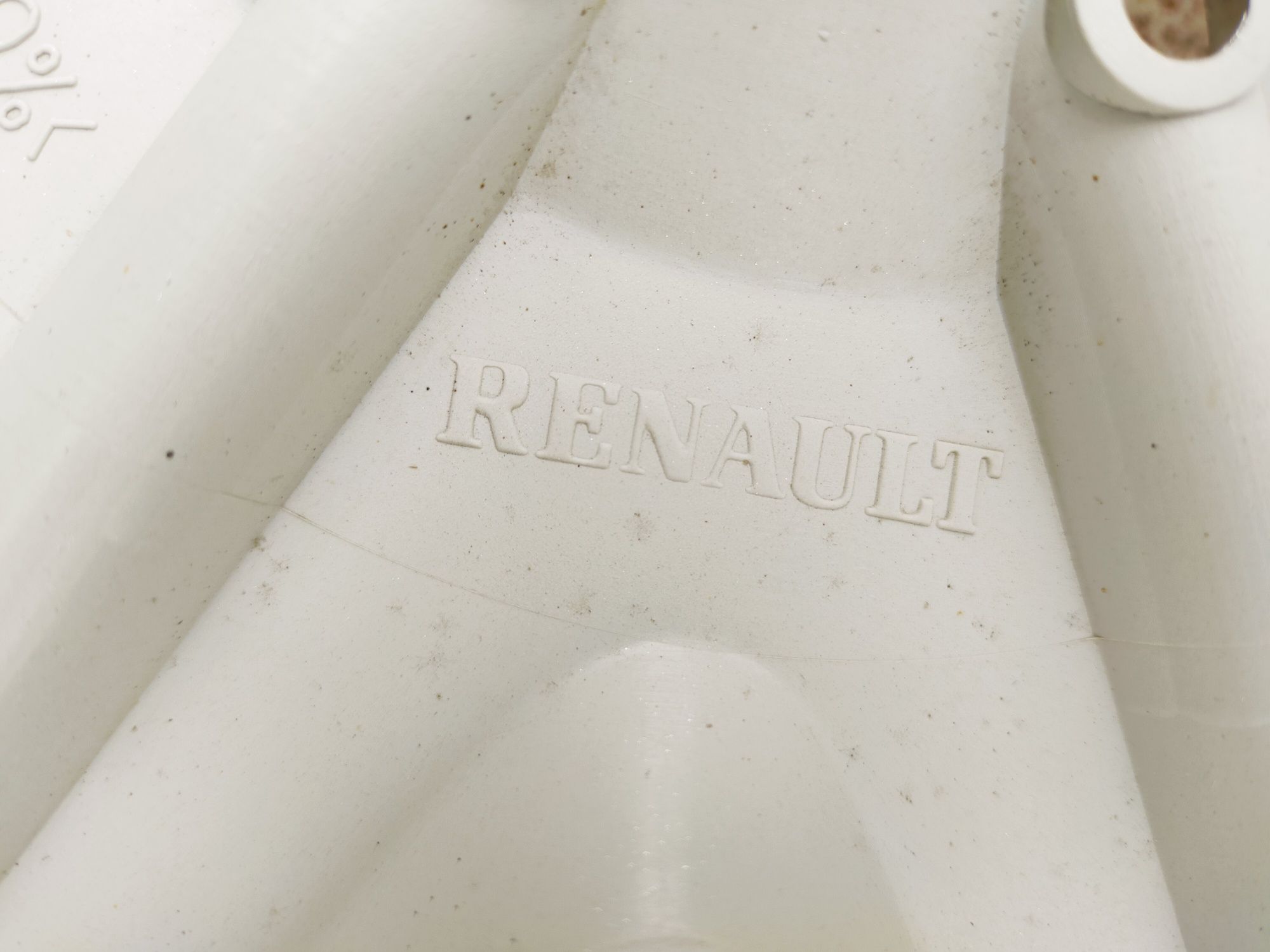 Renault kołpak na felgę 15" cali orginalny
