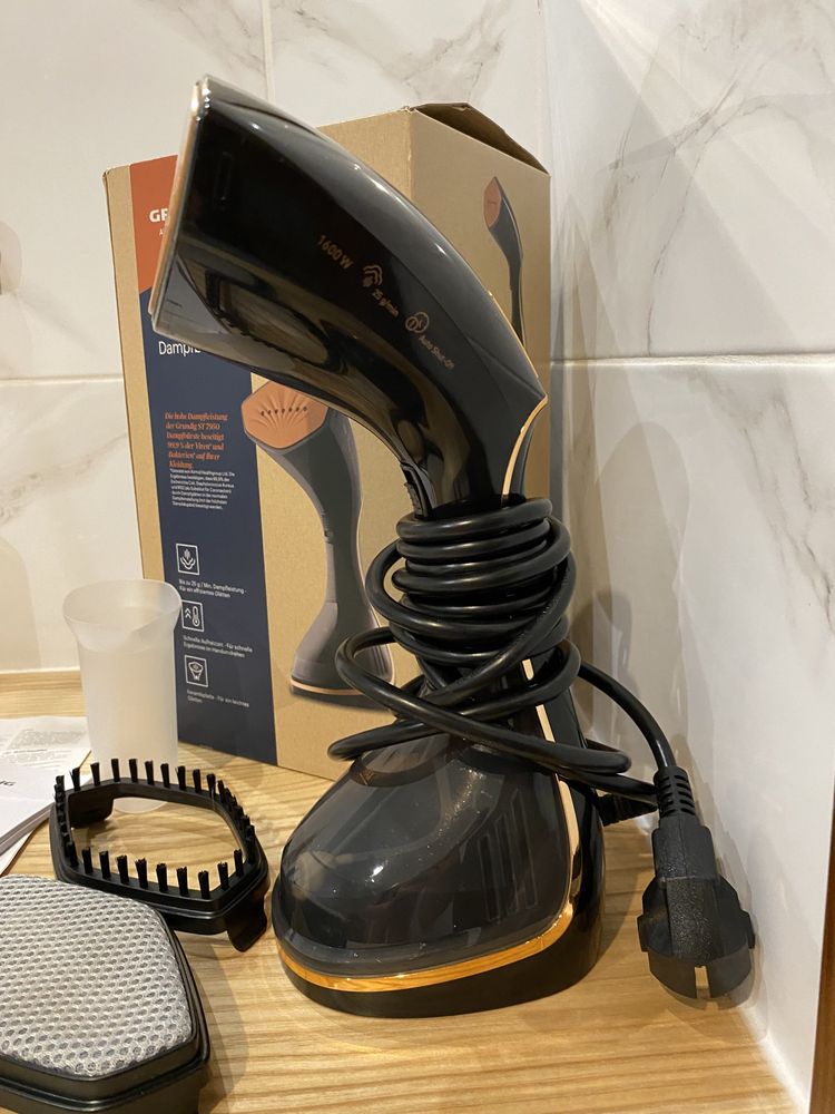 Parownica Grundig Garment Steamer ST7950