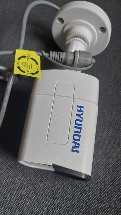 Wideokamera Hyundai HYU-511 4 in 1 bullet camera PRO series with Smart