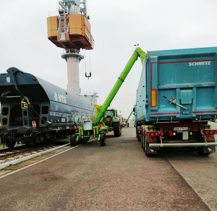Maszyna do rozładunku i załadunku wagonów KOBZARENKO MRW-180
