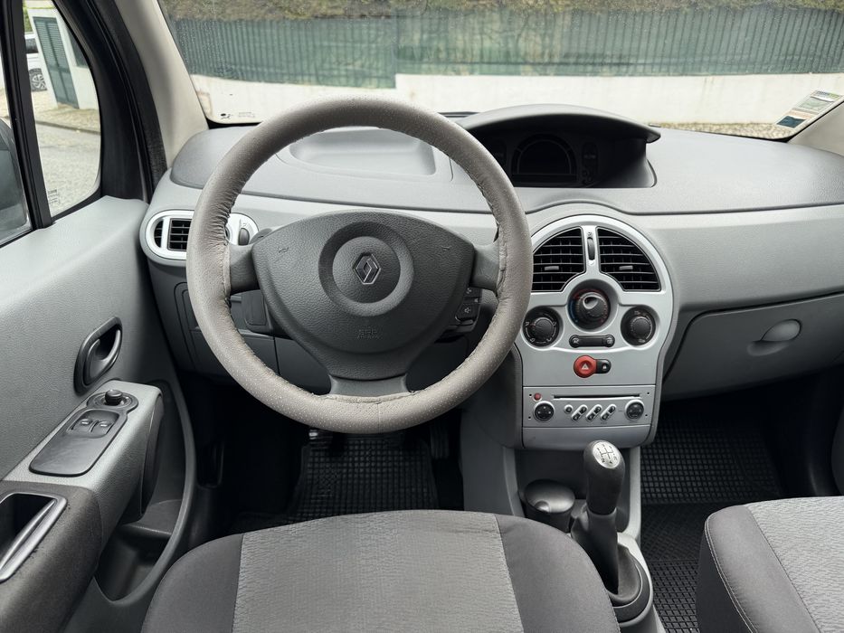 RENAULT MODUS 1.2 GASOLINA NACIONAL 1 DONO 145.000 KMS ANO 2010