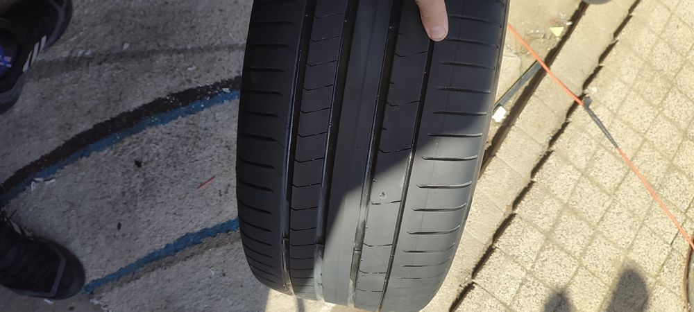 Opona Pirelli zerro  275.40.19 lato