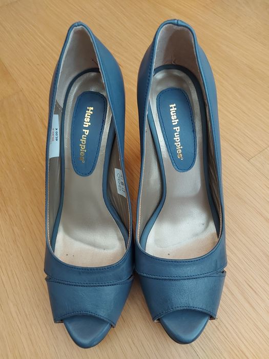 Sapatos hush puppies