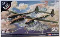 Model plastikowy P-38F LIGHTNING 'GLACIER GIRL' 1/48 Academy NOWY