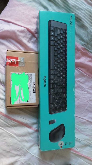 Docking station + teclado e rato sem fios novos