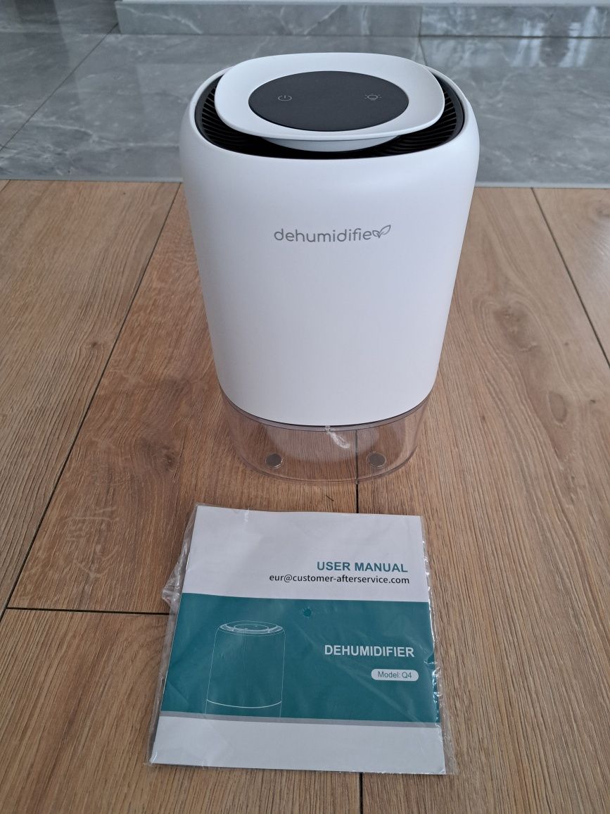 Elektryczny osuszacz powietrza 1400 ml Dehumidifier - biały