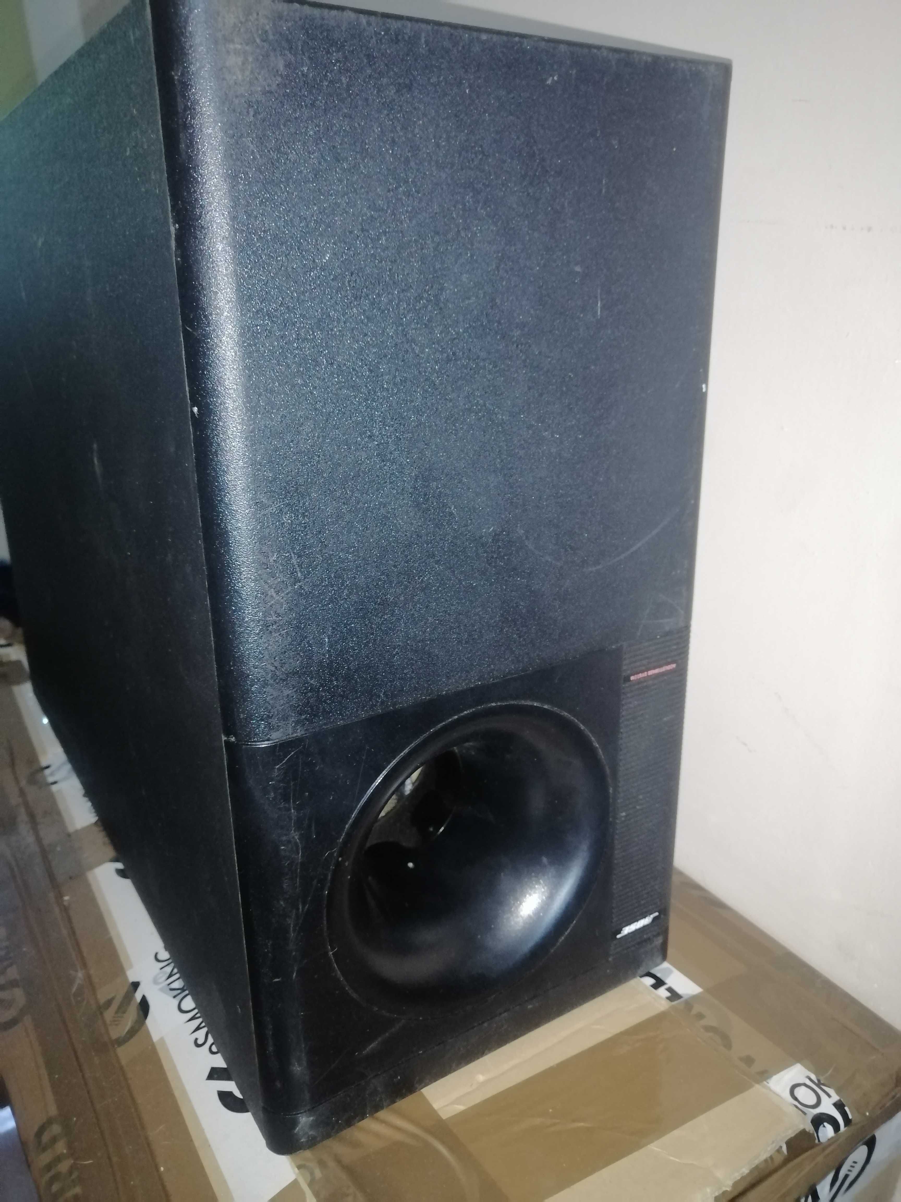 subwoofer bose opis