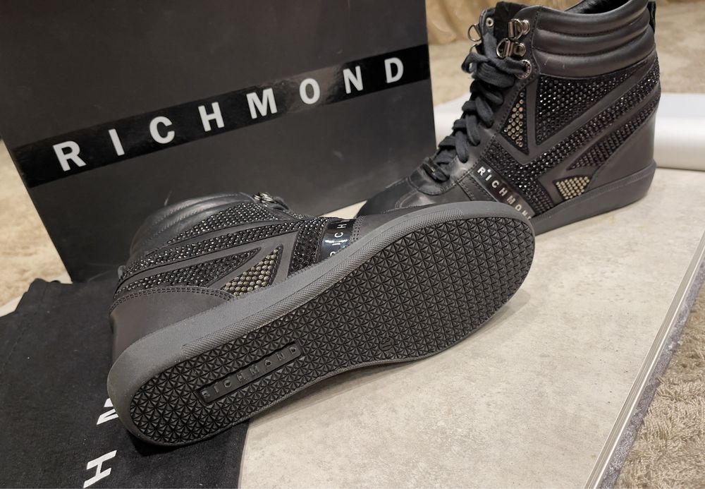 ботильоны сникерсы richmond