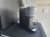Máquina de Café Nespresso Vertuo Next