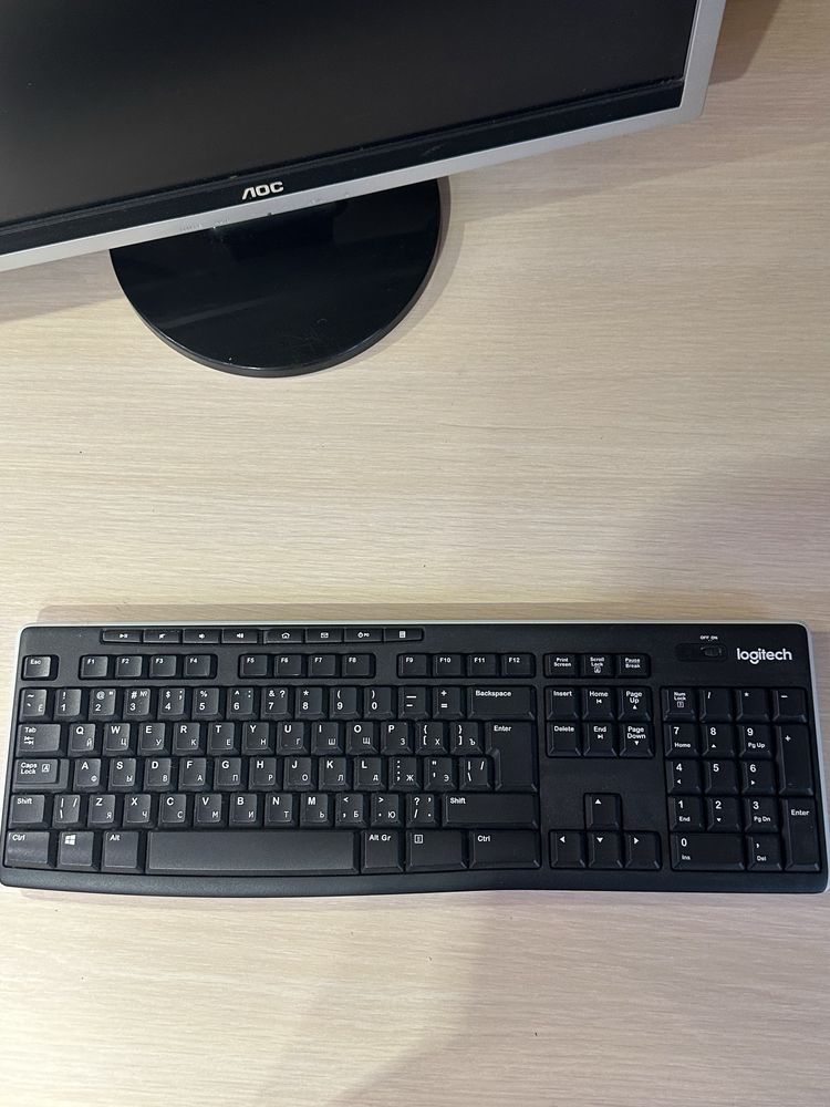 Бездротова клавіатура Logitech