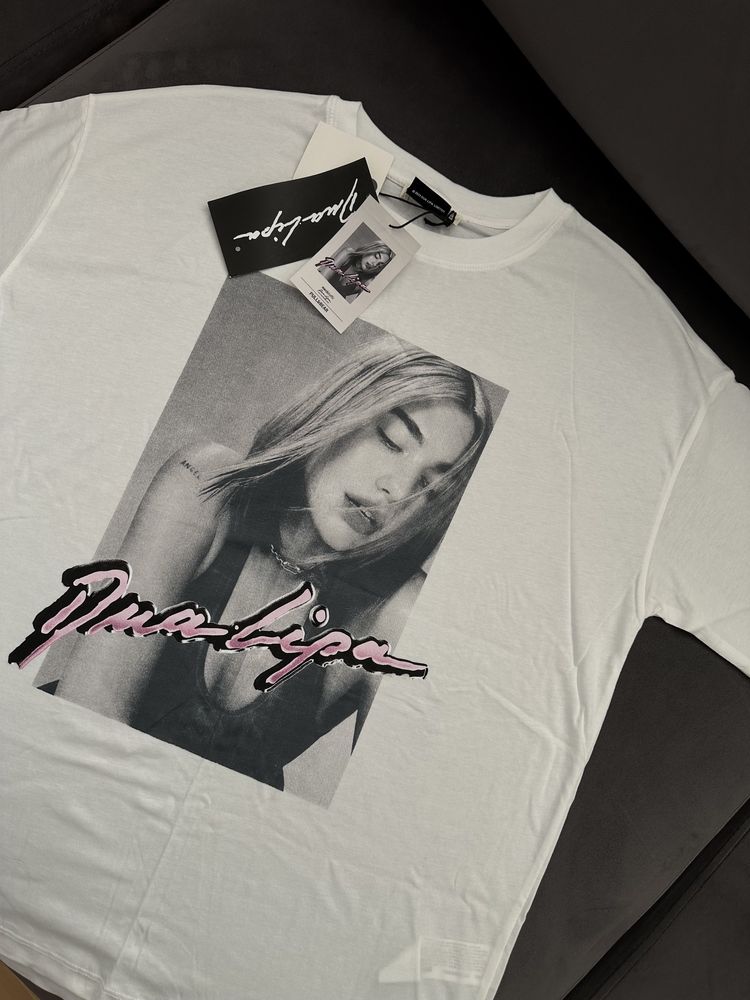 T-shirt Dua Lipa Pull and Bear nova